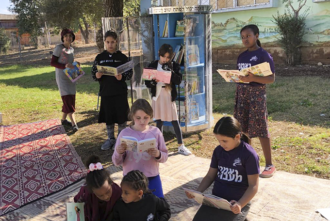 ניצחון הספר על הטאבלט